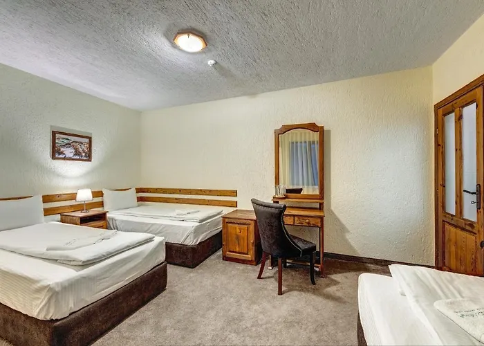 Hotel смолена Smilyan (Smolyan)